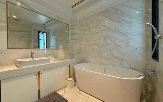 LTHC15072 -🐾🏡 Pet-Friendly House for Rent | Phra Khanong | Perfect Home for You & Your Pets | Near BTS Phra Khanong | 165,000 THB/Month | บ้านพระโขนง เลี้ยงสัตว์ได้จริง อยู่สบายทั้งครอบครัว ใกล้ BTS พระโขนง