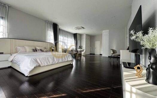 LTHC15100 -👨👩👧👦 Family House for Rent | Bangna | Comfortable Living with Easy Access | Near BTS Bangna | 210,000 THB/Month | บ้านบางนา เหมาะครอบครัว พื้นที่ใช้สอยลงตัว เข้าเมืองง่าย ใกล้ BTS