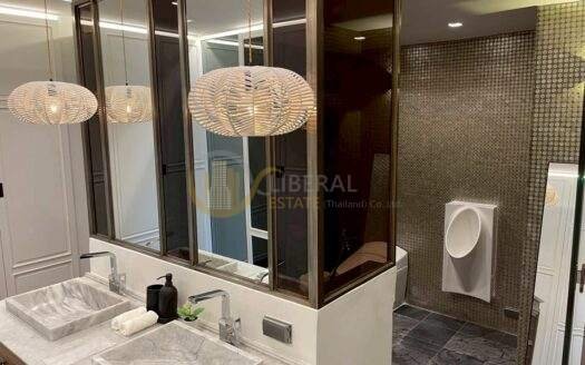 LTHC15093 – Spacious Condo for Rent 👑| Phrom Phong | Premium Living for Comfort & Privacy | Near BTS Phrom Phong | 145,000 THB/Month | คอนโดพร้อมพงษ์ พื้นที่กว้าง เป็นส่วนตัว อยู่สบายระดับพรีเมียม ใกล้ BTS