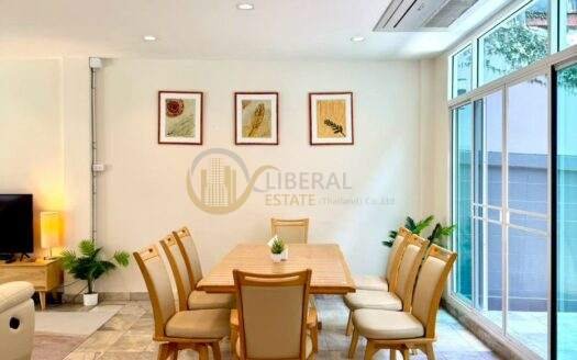 LTH15157 – Spacious Townhome Prime Location for Rent Phra Khanong | Family Living Best Value | Near BTS Phra Khanong | 120,000 THB | ทาวน์โฮมให้เช่า พระโขนง พื้นที่กว้าง ฟังก์ชันครบ คุ้มค่า ใกล้ BTS พระโขนง