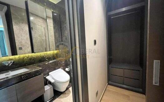 LTH15246 – Modern Condo for Rent Phloen Chit | City Lifestyle Best Value | Near BTS Phloen Chit | 52,000 THB | คอนโดให้เช่า เพลินจิต ทำเลพรีเมียม คุ้มค่า ใกล้ BTS เพลินจิต