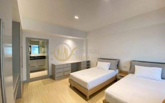 LTH15276 – 💎🐾 Generous Space Above the City | Pet-Friendly Condo Asoke | 85K คอนโดอโศก ชั้นสูง พื้นที่ใช้สอยกว้าง พร้อมความยืดหยุ่นในการเลี้ยงสัตว์ เหมาะสำหรับชีวิตเมือง