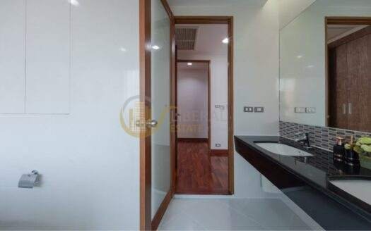 LTH15333 – Luxury Condo High Floor for Rent Phrom Phong | City Lifestyle Best Value | Near BTS Phrom Phong | 180,000 THB | คอนโดหรูให้เช่า พร้อมพงษ์ ห้องใหญ่พิเศษ ชั้นสูง คุ้มค่า ใกล้ BTS พร้อมพงษ์