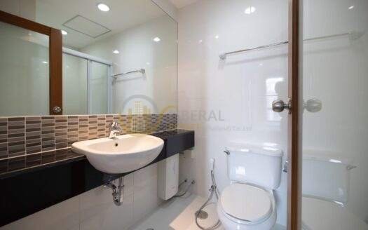 LTH15318 – ✨ Refined City Living | High-Floor Condo near BTS Phrom Phong | 78K คอนโดพร้อมพงษ์ ชั้นสูง บรรยากาศโปร่ง โลเคชันยอดนิยม เหมาะสำหรับการอยู่อาศัยระดับคุณภาพ