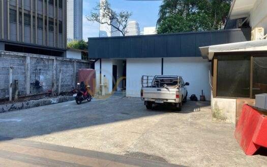 LTH15358 – Commercial Space for Rent Sukhumvit | Prime Business Location | Near BTS Phrom Phong | 400,000 THB | พื้นที่เช่าเชิงพาณิชย์ สุขุมวิท ทำเลธุรกิจ ใกล้ BTS พร้อมพงษ์