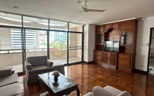 LTH15231 – Spacious Condo Pet-Friendly for Rent Asoke | City Lifestyle Best Value | Near BTS Asoke | 55,000 THB | คอนโดให้เช่า อโศก ห้องใหญ่ เลี้ยงสัตว์ได้ คุ้มค่า ใกล้ BTS อโศก