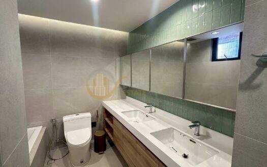LTH15345 – Spacious Luxury Condo Pet-Friendly for Rent Thonglor | City Lifestyle Best Value | Near BTS Thonglor | 120,000 THB | คอนโดหรูให้เช่า ทองหล่อ ห้องใหญ่พิเศษ เลี้ยงสัตว์ได้ คุ้มค่า ใกล้ BTS ทองหล่อ