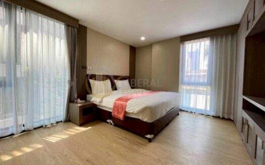 LTHC15417 – 🐾👑 Luxury Pet-Friendly Living in Thonglor | Condo for Rent | 80,000 THB/Month คอนโดหรูทองหล่อ รองรับการเลี้ยงสัตว์ พร้อมไลฟ์สไตล์ระดับพรีเมียมใจกลางสุขุมวิท ตอบโจทย์การอยู่อาศัยในเมืองอย่างลงตัว ใกล้ BTS ทองหล่อ