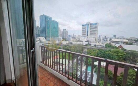 LTH15413 – Luxury Penthouse for Rent Sathorn | Exclusive City Lifestyle | Near BTS Surasak | 160,000 THB | เพนท์เฮ้าส์หรูให้เช่า สาทร ห้องใหญ่พิเศษ ใกล้ BTS สุรศักดิ์