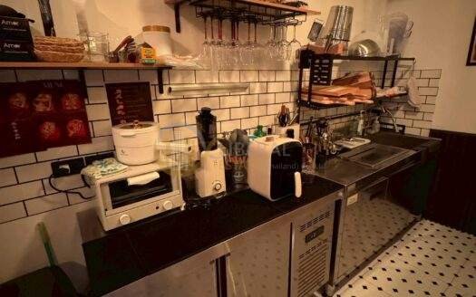 LTH15408 – Commercial Space for Rent Sukhumvit 11 | Prime Business Location | Near BTS Nana | 110,000 THB | พื้นที่เช่าเชิงพาณิชย์ สุขุมวิท 11 ทำเลดี เหมาะสำหรับคาเฟ่และบาร์ ใกล้ BTS นานา
