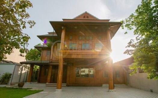LTH15559 – Teak House for Sale Sutthisan | Spacious Private Residence | Near MRT Sutthisan | 18 MB | บ้านไม้สักขาย สุทธิสาร พื้นที่กว้าง ใกล้ MRT สุทธิสาร