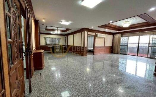 LTH15569 – Commercial Office Building for Sale Rama 9 | Spacious Standalone Office | Near MRT Rama 9 | 42 MB | อาคารสำนักงานขาย พระราม 9 อาคารเดี่ยว พื้นที่ขนาดใหญ่ ใกล้ MRT พระราม 9