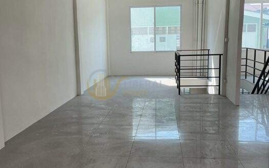 LTH15621 – Commercial Home Office & Warehouse for Rent Sukhumvit | Spacious High Ceiling Space | Near BTS Thonglor | 280,000 THB | โฮมออฟฟิศและโกดังให้เช่า สุขุมวิท พื้นที่กว้าง เพดานสูง ใกล้ BTS ทองหล่อ