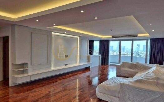 LTHC15678 – Luxury Condo for Rent Ekkamai | Extra Spacious Family Residence | Near BTS Ekkamai | 180,000 THB | คอนโดหรูให้เช่า เอกมัย ห้องขนาดใหญ่พิเศษ เหมาะสำหรับครอบครัว ใกล้ BTS เอกมัย