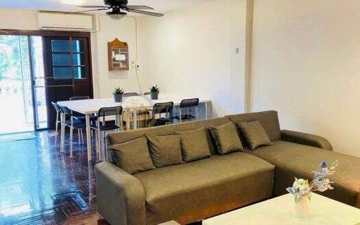 LTHC15695 – Luxury Townhouse for Rent Ekkamai | Spacious 4 Floor Residence | Near BTS Ekkamai | 90,000 THB | ทาวน์เฮาส์หรูให้เช่า เอกมัย พื้นที่กว้าง ใกล้ BTS เอกมัย