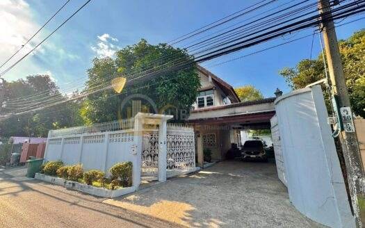 LTH15771 – Luxury House for Sale Narathiwas | Large Land Plot | Near King’s College International School | 82 MB | บ้านหรูขาย นราธิวาส พื้นที่ขนาดใหญ่ ใกล้ King’s College International School