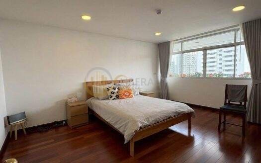 LTHC15825 – Luxury Pet-Friendly Condo for Rent Ekkamai | La Cascade | Near BTS Ekkamai | 120,000 THB | คอนโดหรูให้เช่า เอกมัย เลี้ยงสัตว์ได้ พร้อมระเบียงขนาดใหญ่ ใกล้ BTS เอกมัย