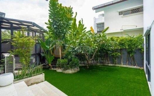 LTH15892 – Luxury House for Sale Phra Khanong | Soi Pridi Banomyong 26 | 60 MB | บ้านหรูขาย พระโขนง ซอยปรีดีพนมยงค์ 26