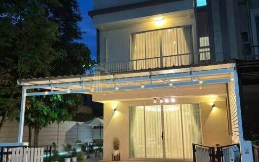 LTH15944 – Luxury Corner House for Rent Ratchayothin | Lumpini Town Place Ratchayothin–Sena | 110,000 THB | บ้านมุมให้เช่า รัชโยธิน โครงการ Lumpini Town Place
