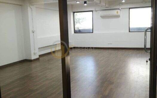 LTH15959 – Commercial Building for Rent Onnut | Onnut 70/1 | 120K/Month | อาคารพาณิชย์ให้เช่า อ่อนนุช 70/1