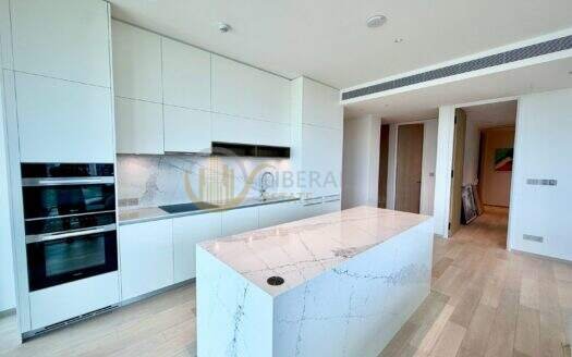 LTHC16011 – Luxury Condo for Rent Sathorn | Eighteen Seven | Near MRT Lumphini | 400K/Month | คอนโดหรูให้เช่า เอทีน เซเว่น