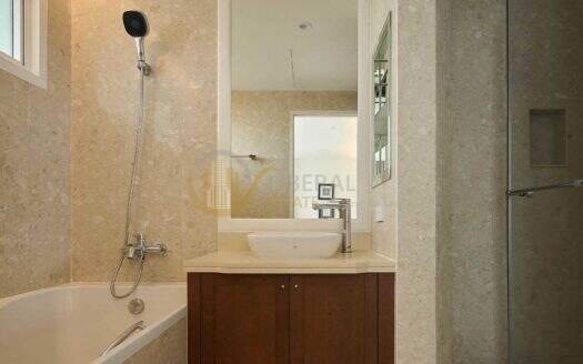 LTHC16021 – Condo for Rent Phloen Chit | Baan Siriruedee | Near BTS Phloen Chit | 85K/Month | คอนโดให้เช่า บ้าน สิริฤดี