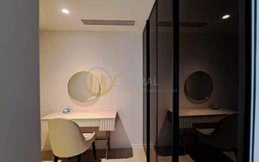 LTHC16023 – Duplex Condo for Rent Silom | The Lofts Silom | Near BTS Surasak | 95K/Month | คอนโดดูเพล็กซ์ให้เช่า เดอะ ลอฟท์ สีลม