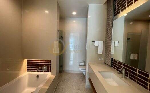 LTH16062 – Luxury Condo for Rent Riverside Bangkok | Chatrium Riverside Bangkok | 200 sq.m. | 3 Beds 3 Baths | ICONSIAM | 125K | คอนโดหรูให้เช่า ริเวอร์ไซด์ กรุงเทพฯ