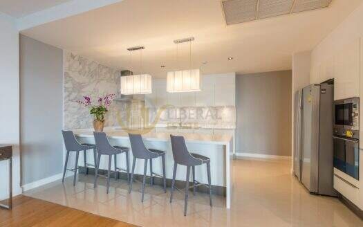 LTH16061 – Luxury Condo for Rent Riverside Bangkok | Chatrium Riverside Bangkok | 250 sq.m. | 4 Beds 4 Baths | BTS Charoen Nakhon | 170K | คอนโดหรูให้เช่า ริเวอร์ไซด์ กรุงเทพฯ