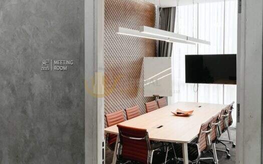 LTH16086 – Newly Renovated Commercial Space for Rent Srinakarin | 1,200 sq.m. | 18 Rooms | 30 Parking Spaces | MRT Si Kritha 300 m. | 450K | อาคารพาณิชย์ให้เช่า ศรีนครินทร์