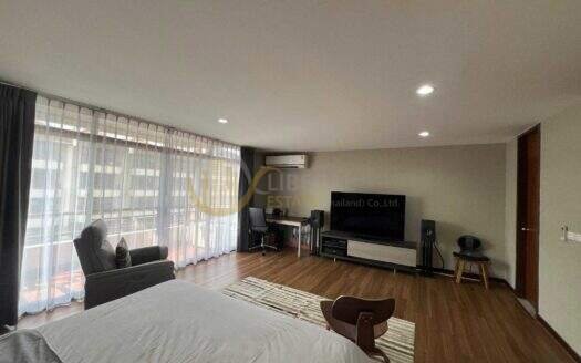 LTH16094 – Luxury Townhouse for Rent Pattanakarn | 400 sq.m. | 4 Beds 6 Baths | Near ARL Hua Mak | 120K | ทาวน์เฮ้าส์หรูให้เช่า พัฒนาการ