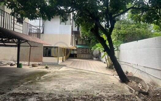 LTHC16276 – Prime Land For Sale | Sukhumvit 49 / Thonglor 13 | 196 Sq.wah | 750K/Sq.wah | 147MB