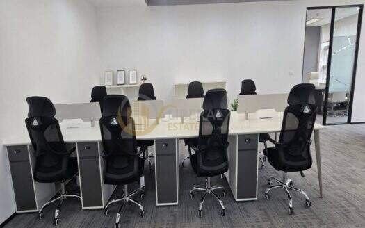 LTH16111 – Office Space for Rent Witthayu | 95 sq.m. | CRC Tower | All Seasons Place | 132,050 THB | สำนักงานให้เช่า วิทยุ
