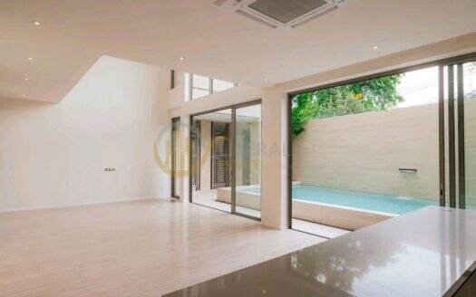 LTHC16117 – Luxury 3-Story Detached House for Sale Sathorn–Silom | 533 sq.m. | 4 Beds 5 Baths | Private Pool & Lift | 60.9 MB | บ้านเดี่ยวหรู สาทร–สีลม