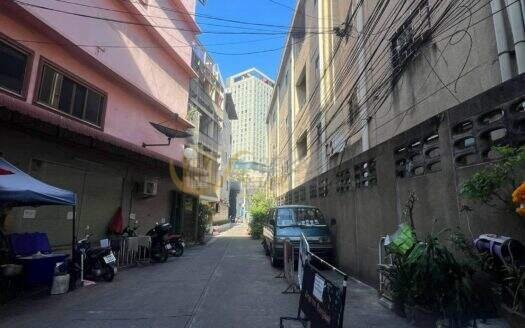 LTHC16121 – Commercial for Sale Sukhumvit 20 | 180 sq.m. | 14 sq.wah. | High-Rental Potential | 29 MB | อาคารพาณิชย์ขาย สุขุมวิท 20
