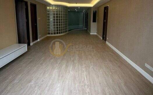 LTHC16118 – Spacious Condo for Sale Nana | Crystal Garden | 212 sq.m. | 3 Beds 2 Baths | BTS Nana | 26 MB | คอนโดขาย นานา