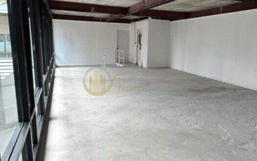 LTHC16146 – Stand-Alone Building for Rent Thonglor | 300 sq.m. | 2 Storeys | 4–5 Parking Spaces | 300K/month | อาคารเดี่ยวให้เช่า ใจกลางทองหล่อ