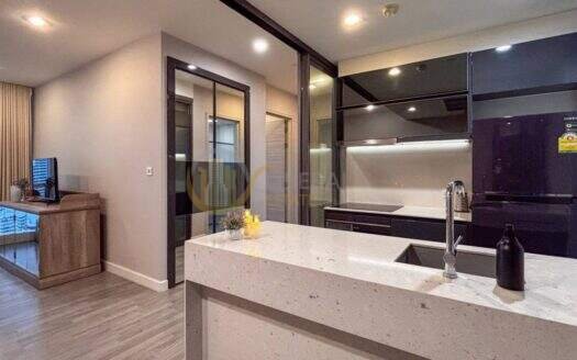 LTHC16175 – Luxury Condo FOR SALE The Room Sathorn 78 sqm. 2 Beds 2 Baths Near BTS Surasak & Saint Louis 12.5MB