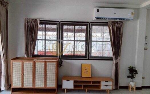 LTH16171 – Spacious House FOR RENT Sukhumvit 54 232 sqm. 3 Beds 2 Baths + Maid Room Near BTS On Nut 50K/Month