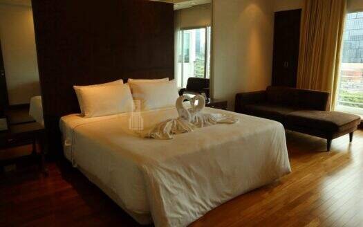 LTH16205 – Pet-Friendly Luxury Condo FOR RENT Royal Residence Park | 220 sq.m. | 3 Beds 3 Baths + 1 Powder Room | BTS Phloenchit | 150K | คอนโดหรูเลี้ยงสัตว์ได้ ให้เช่า เพลินจิต