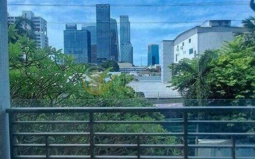 LTH16204 – Pet-Friendly Luxury Condo FOR RENT Royal Residence Park | 220 sq.m. | 3 Beds 3 Baths + 1 Powder Room | BTS Phloenchit | 140K | คอนโดหรูเลี้ยงสัตว์ได้ ให้เช่า เพลินจิต