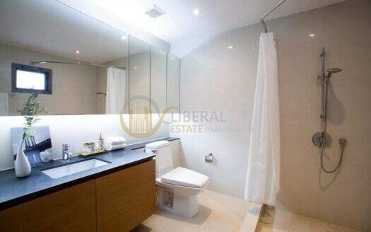 LTH162339 Pet-Friendly Duplex Apartment for Rent near BTS Phrom Phong | 278 Sq.m. | 3 Beds | 4 Baths | 150K/Month