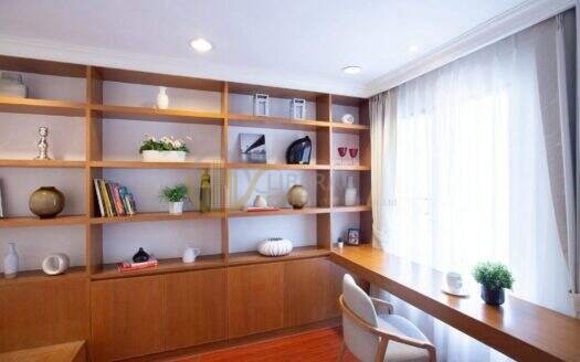 LTH162335 Pet-Friendly Large Duplex Apartment for Rent near BTS Phrom Phong | 378 Sq.m. | 3+1 Beds | 5 Baths | 180K/Month