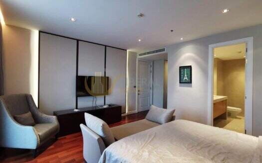 LTHC162343 – Condo For Rent | Athenee Residence | BTS Phloenchit | 196 Sq.m. | 3+1 Beds | 3 Baths | 165K/Month