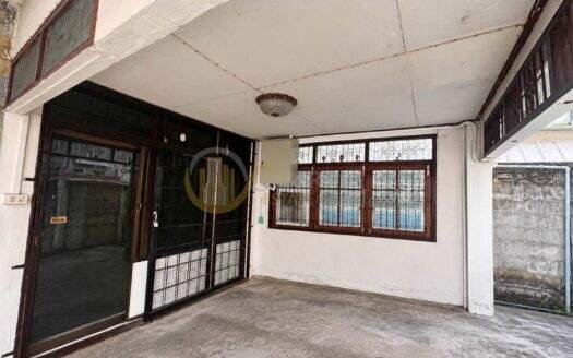 LTH16274 – Detached House For Sale | Sathu Pradit 28 | Near BTS Chong Nonsi | 230 Sq.m. | 6 Beds | 3 Baths | 12.4MB
