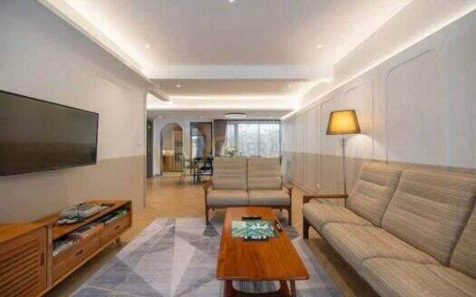LTHC16331 – Townhouse for Sale | Ekkamai 22 – Pridi Banomyong 41| 350 Sq.m. | 3 Beds | 3 Baths | Special Price