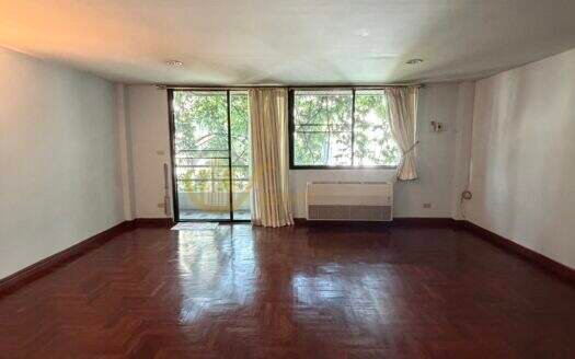 LTH16333 – Commercial Townhouse for Rent | Thonglor Soi 7 | 450 Sq.m. | 6 Beds/Offices | 4 Baths | 150K/Month