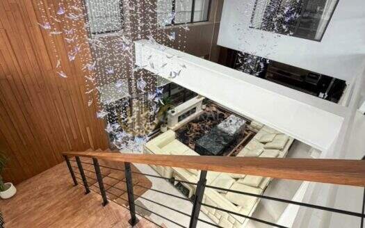 LTH16404 – Ultra-Luxury House For Rent | Sukhumvit 71 | 845 Sq.m. | 5 Beds | 8 Baths | Private Pool | 350K/Month