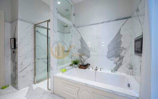 LTH16311 – Luxury Condo For Rent | 98 Wireless | Near BTS Phloen Chit | 132 Sq.m. | 2 Beds | 2 Baths | 250K/Month