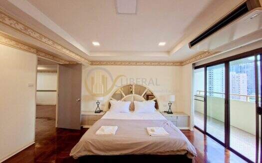 LTH16340 – Pet-Friendly Penthouse for Rent | D.H. Grand Tower Sukhumvit 39 | BTS Phrom Phong | 280 Sq.m. | 3 Beds | 4 Baths | 120K/Month